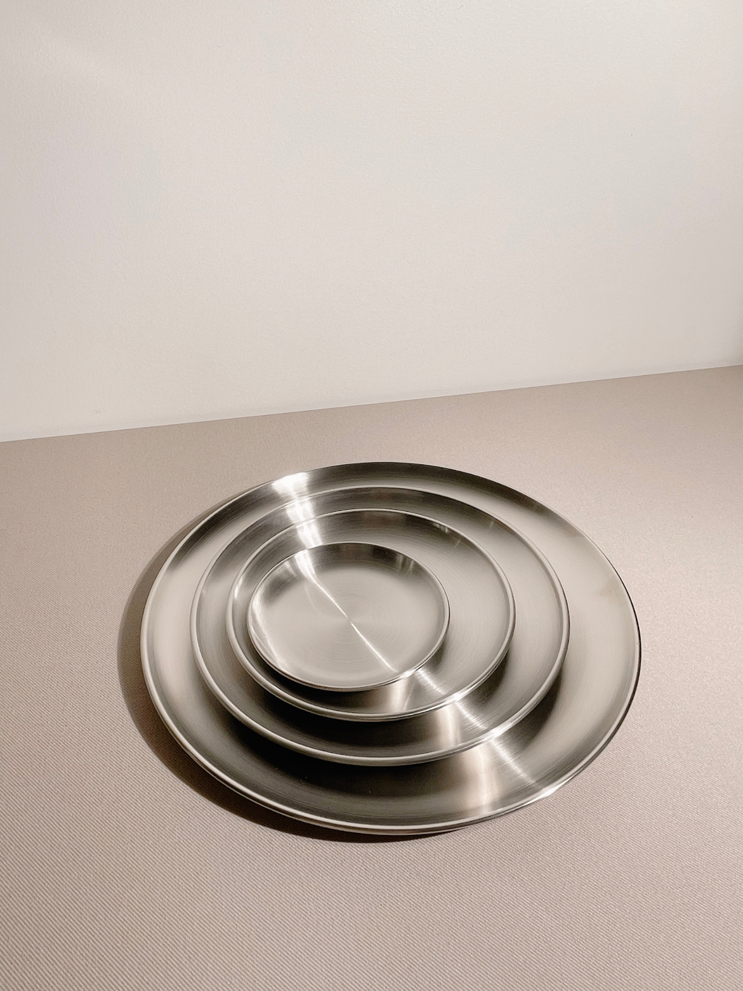 META Plate - Brushed Silver