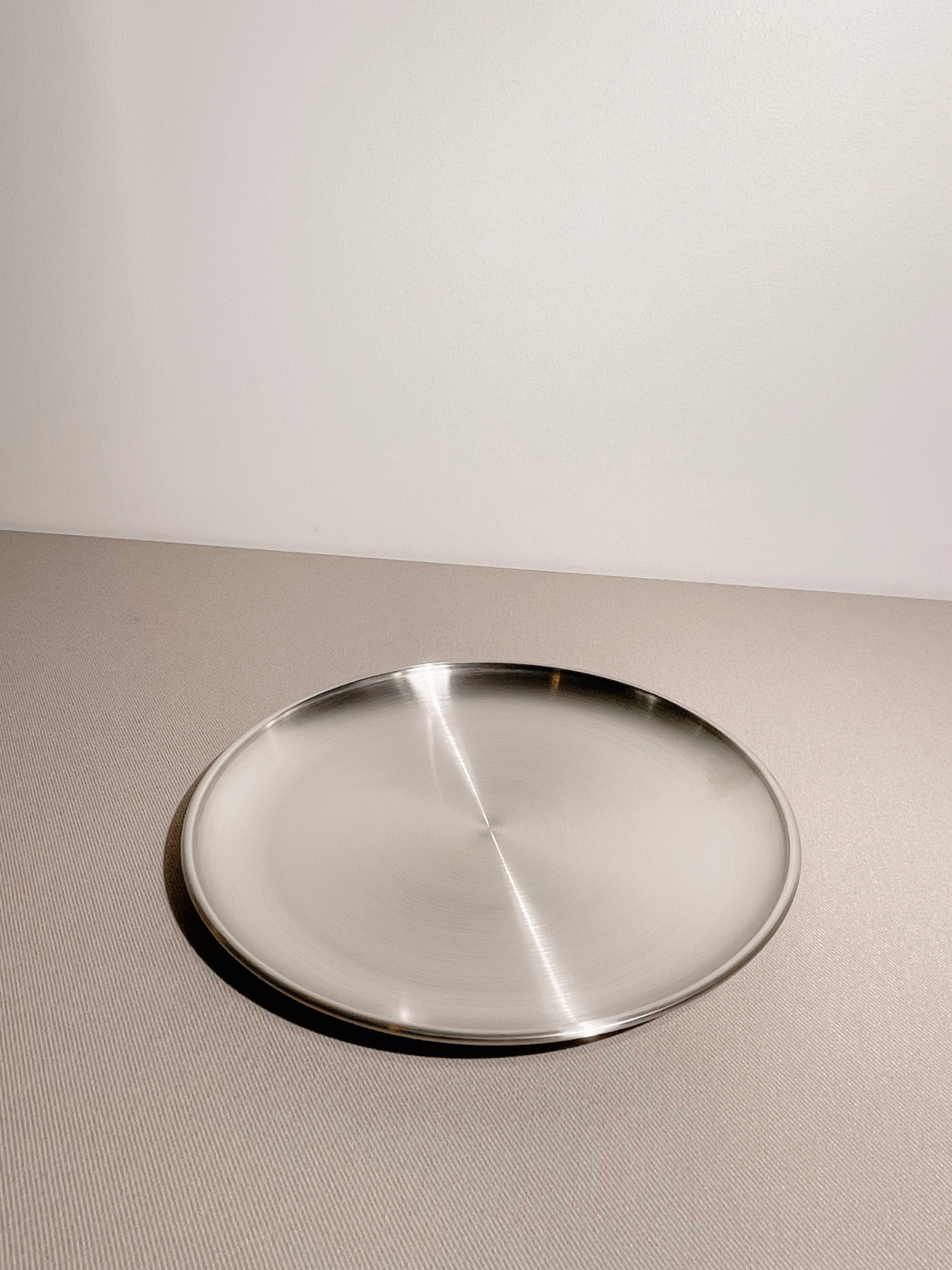META Plate - Brushed Silver