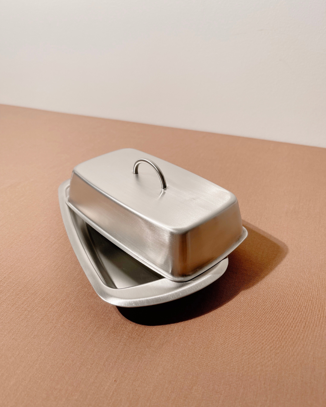 META Butter Dish 002