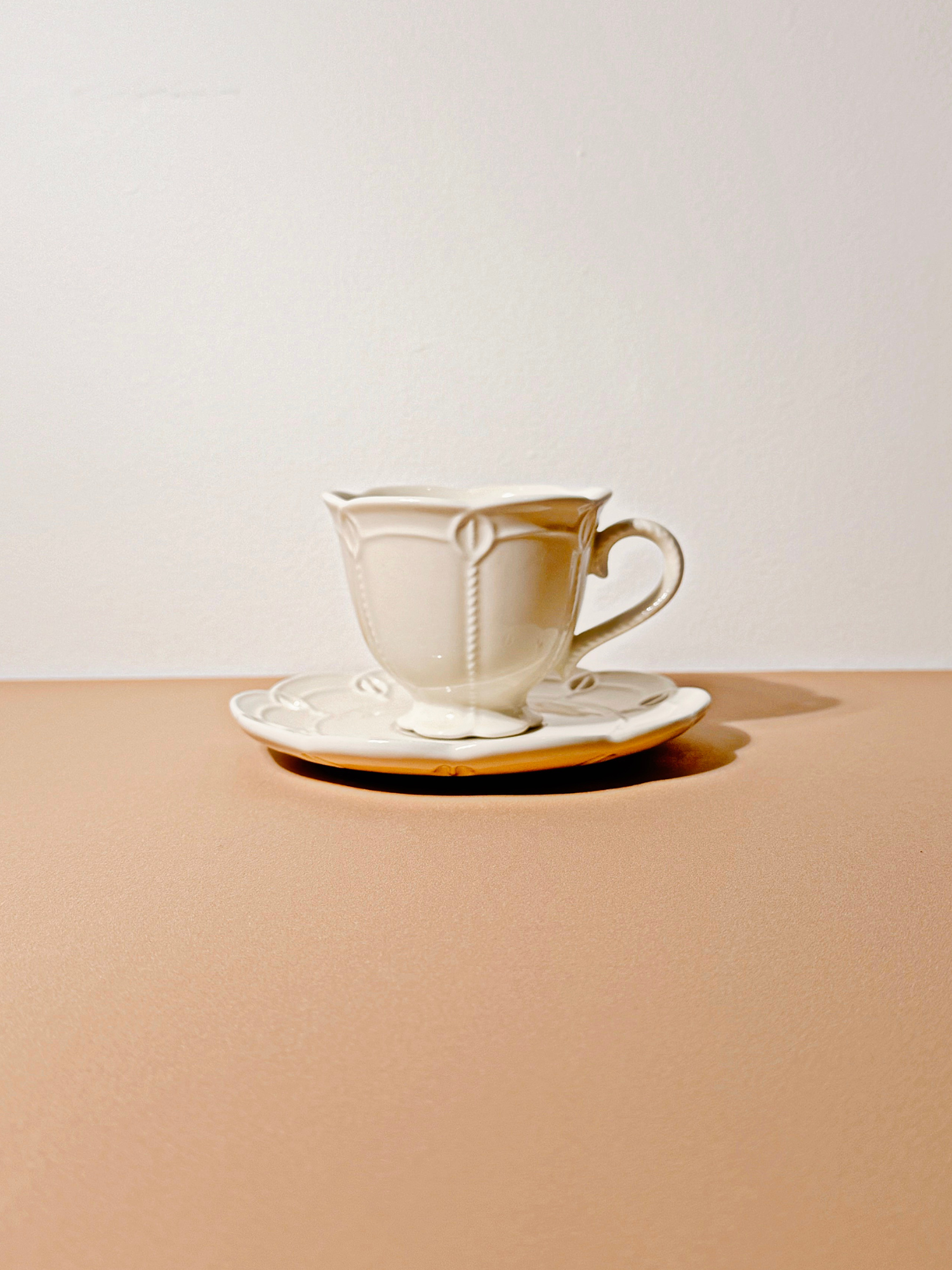 LUNE Cup + Saucer