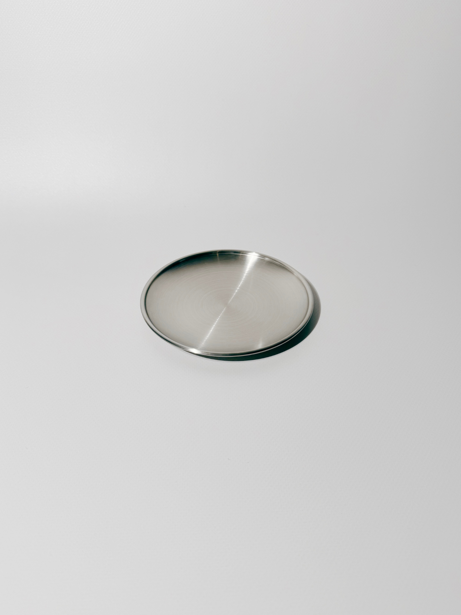 META Plate - Brushed Silver