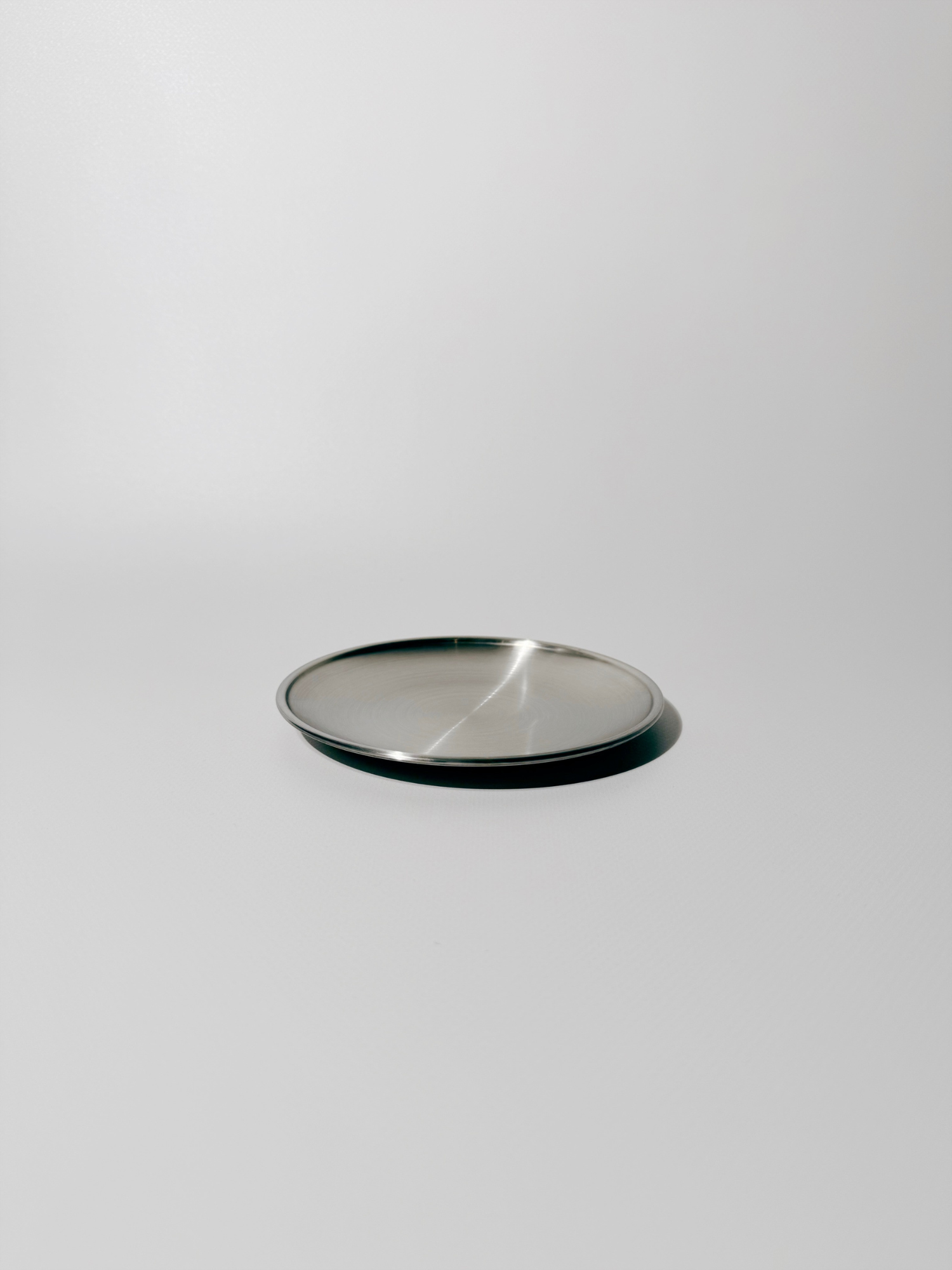 META Plate - Brushed Silver