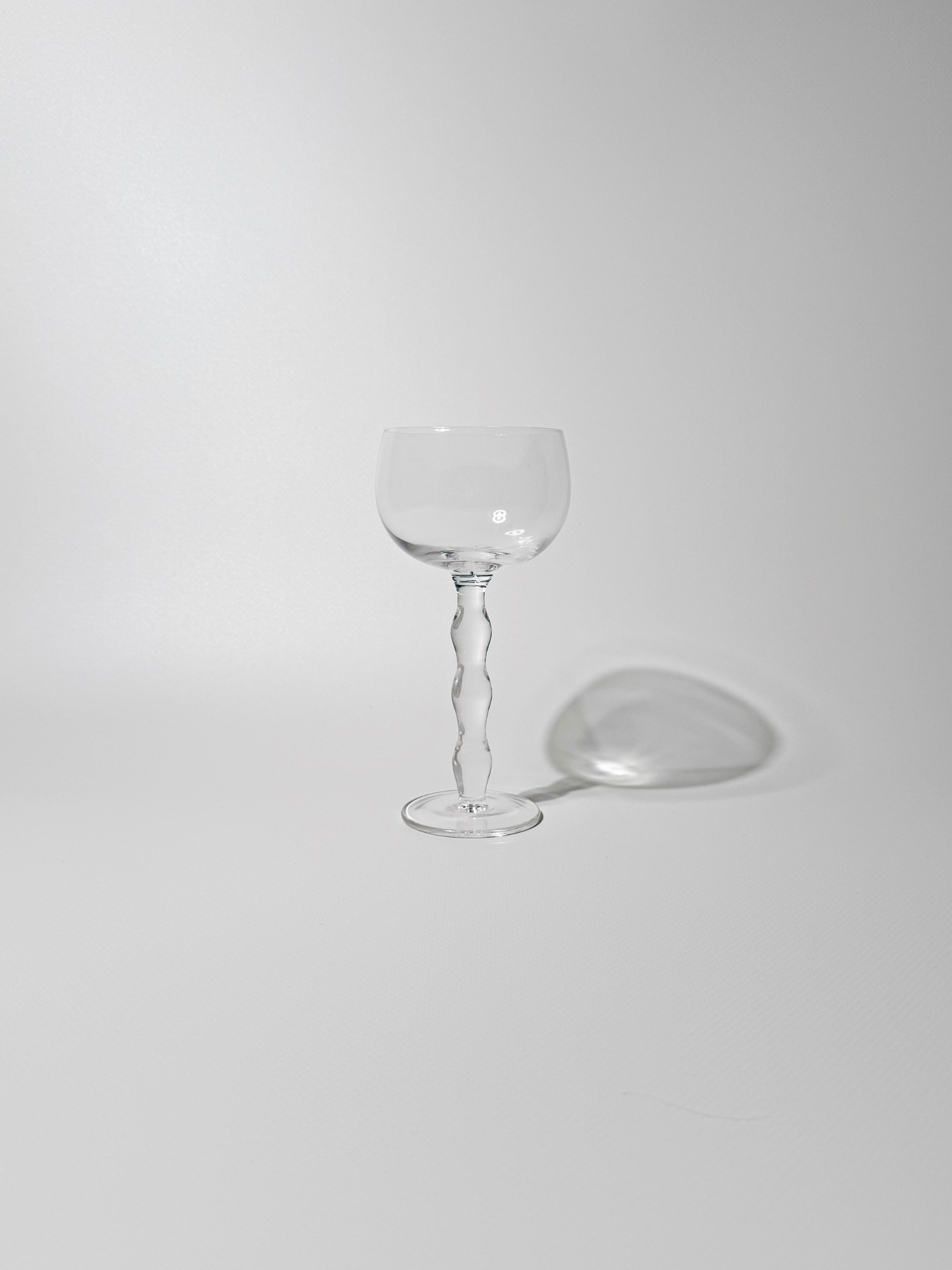 CLR Wine Glass (Clear Stem)