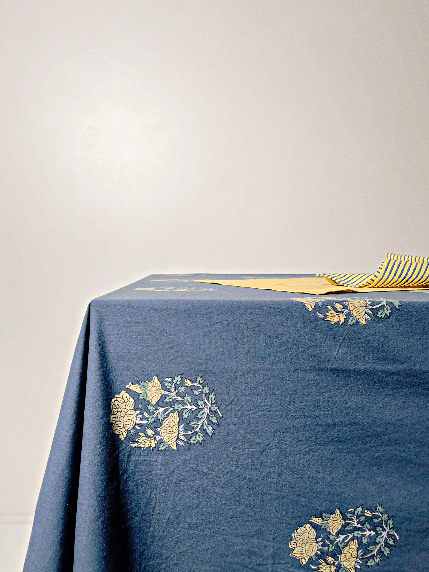NUNO 100% Cotton Tablecloth (Kiiroi)