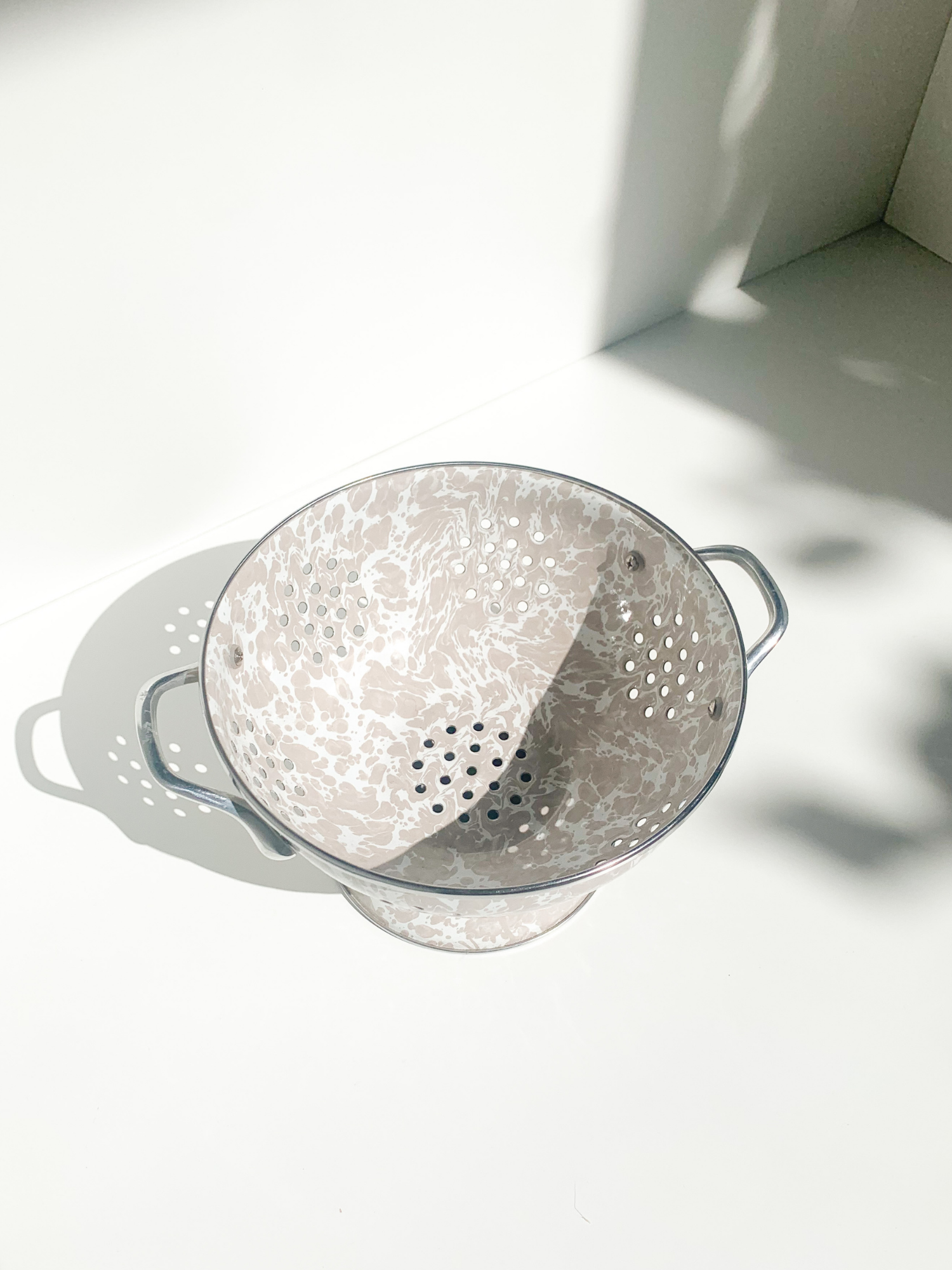 BEIG Colander - M