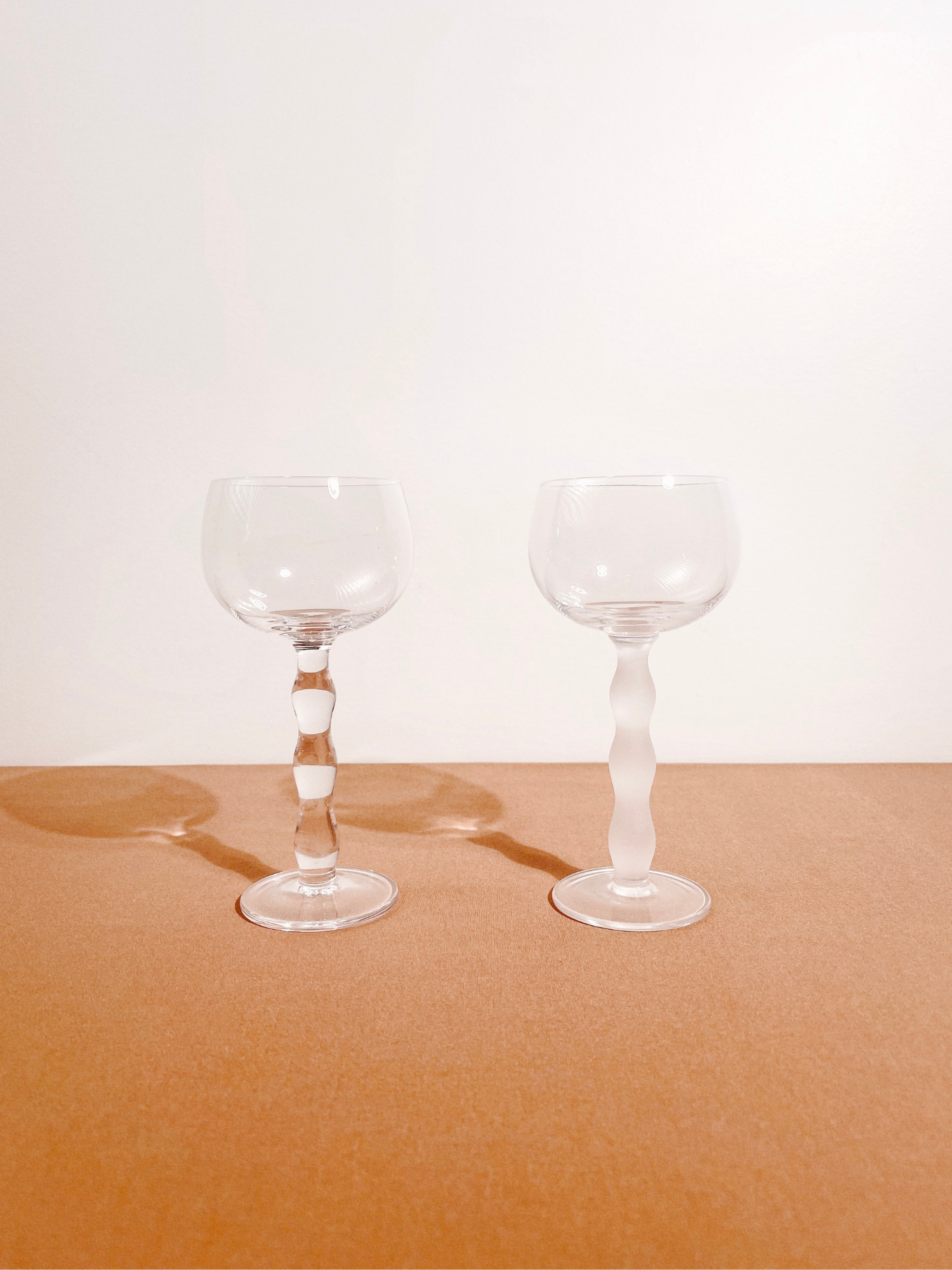 CLR Wine Glass (Frosted Stem)