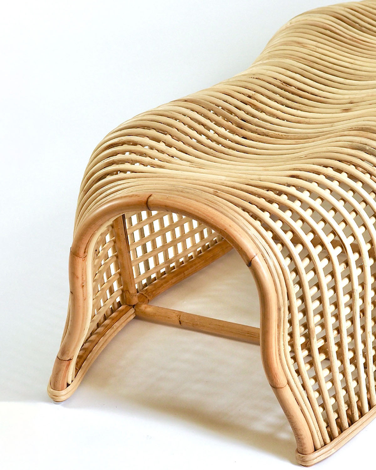 SIG Curved Bench