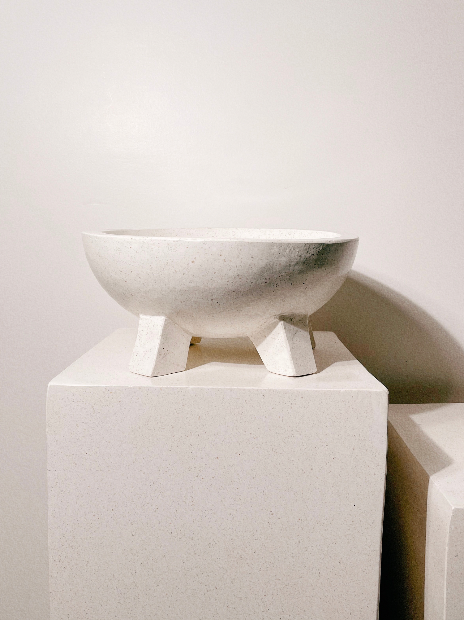 TERRA Pedestal Bowl - M